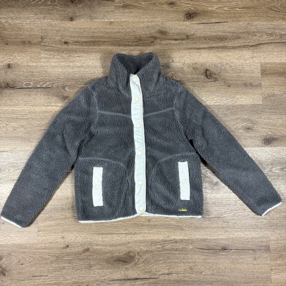 LL Bean Sherpa Fleece Jacket Women's Size (S) Small Gray Snap Button - Picture 1 of 11